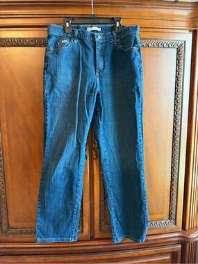 Lee Women's Straight Leg Jeans in Indigo Blue